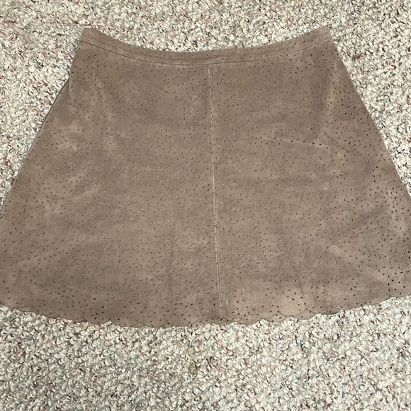 BCBGMaxAzria Dresses & Skirts - BCBGMaxAzria Tan Mini Skirt